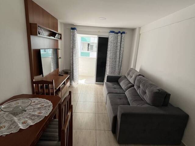 #2052 - Apartamento para Venda em Cabo Frio - RJ - 3