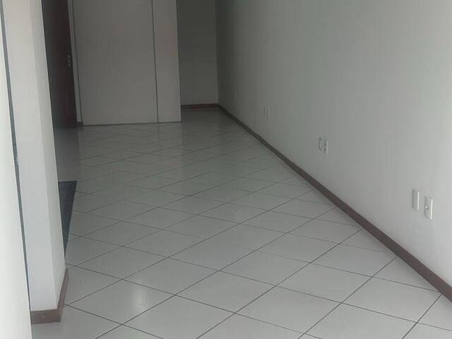 #7116 - Sala para Locação em Cabo Frio - RJ - 2