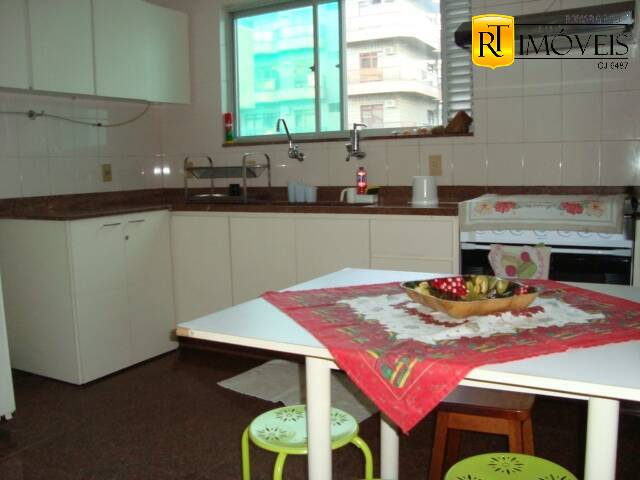 Apartamento à venda com 3 quartos, 170m² - Foto 3