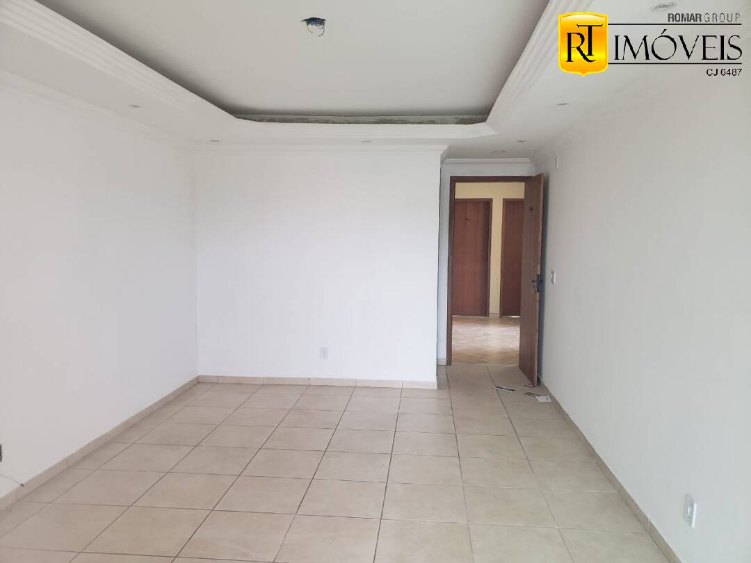 Apartamento à venda com 3 quartos, 90m² - Foto 2