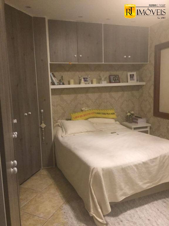 Casa de Condomínio à venda com 5 quartos, 225m² - Foto 12