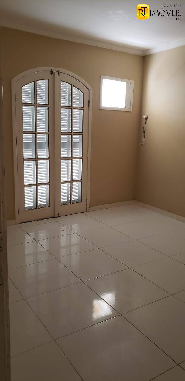 Casa à venda com 2 quartos, 220m² - Foto 8