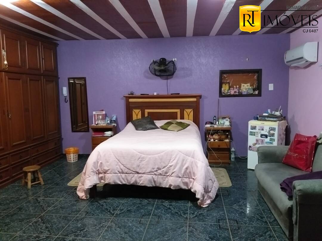 Casa de Condomínio à venda com 6 quartos, 257m² - Foto 4