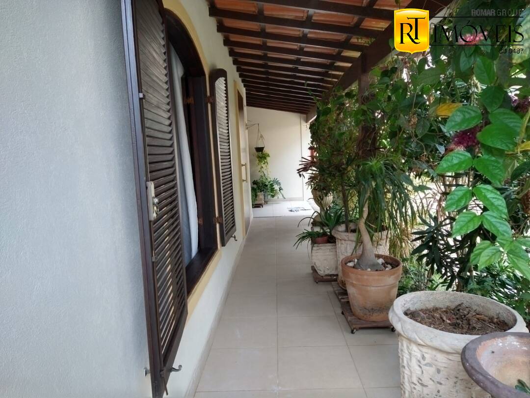 Casa de Condomínio à venda com 4 quartos, 180m² - Foto 4