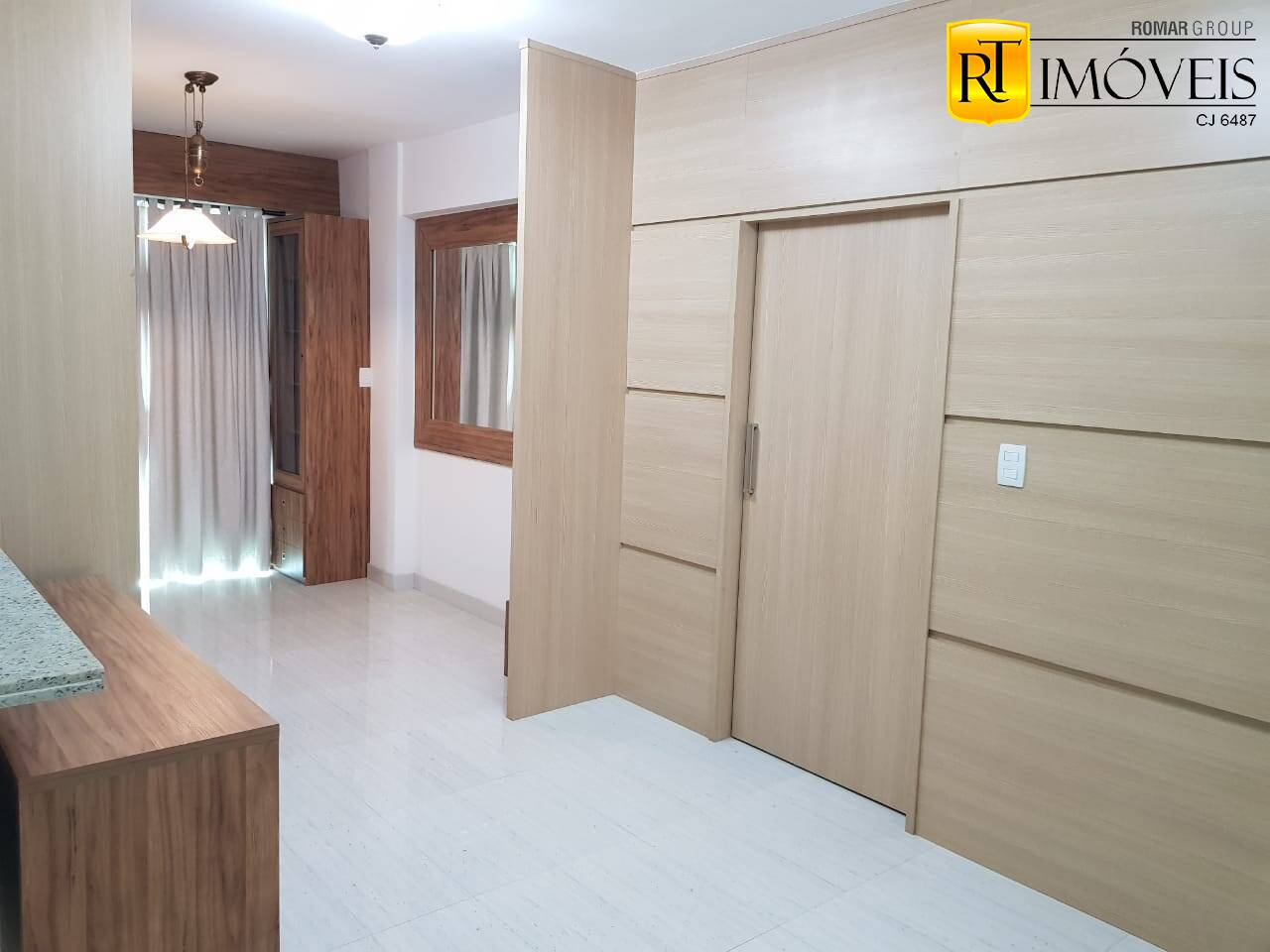 Apartamento à venda com 2 quartos, 85m² - Foto 3