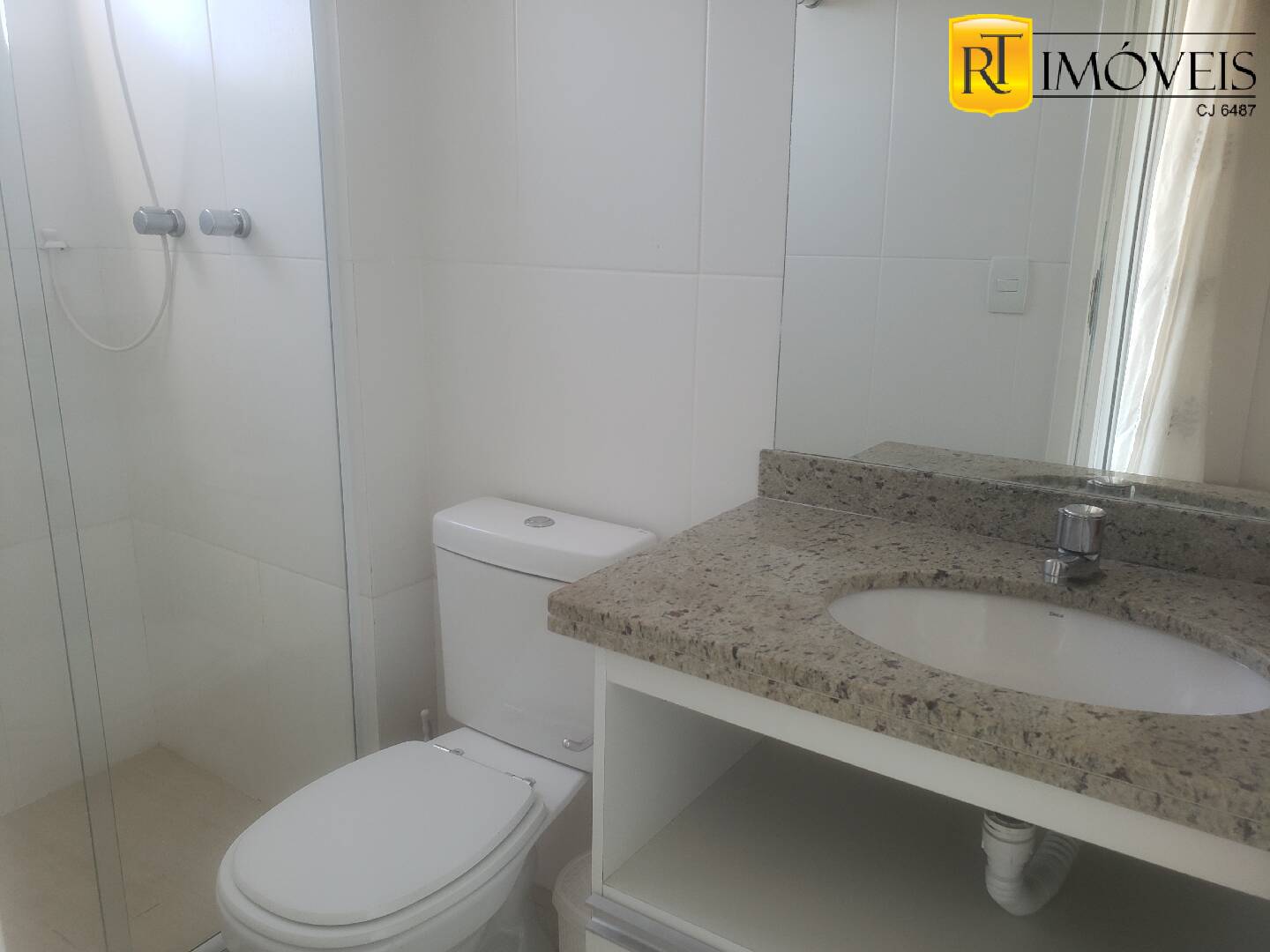 Apartamento à venda e aluguel com 2 quartos, 70m² - Foto 12