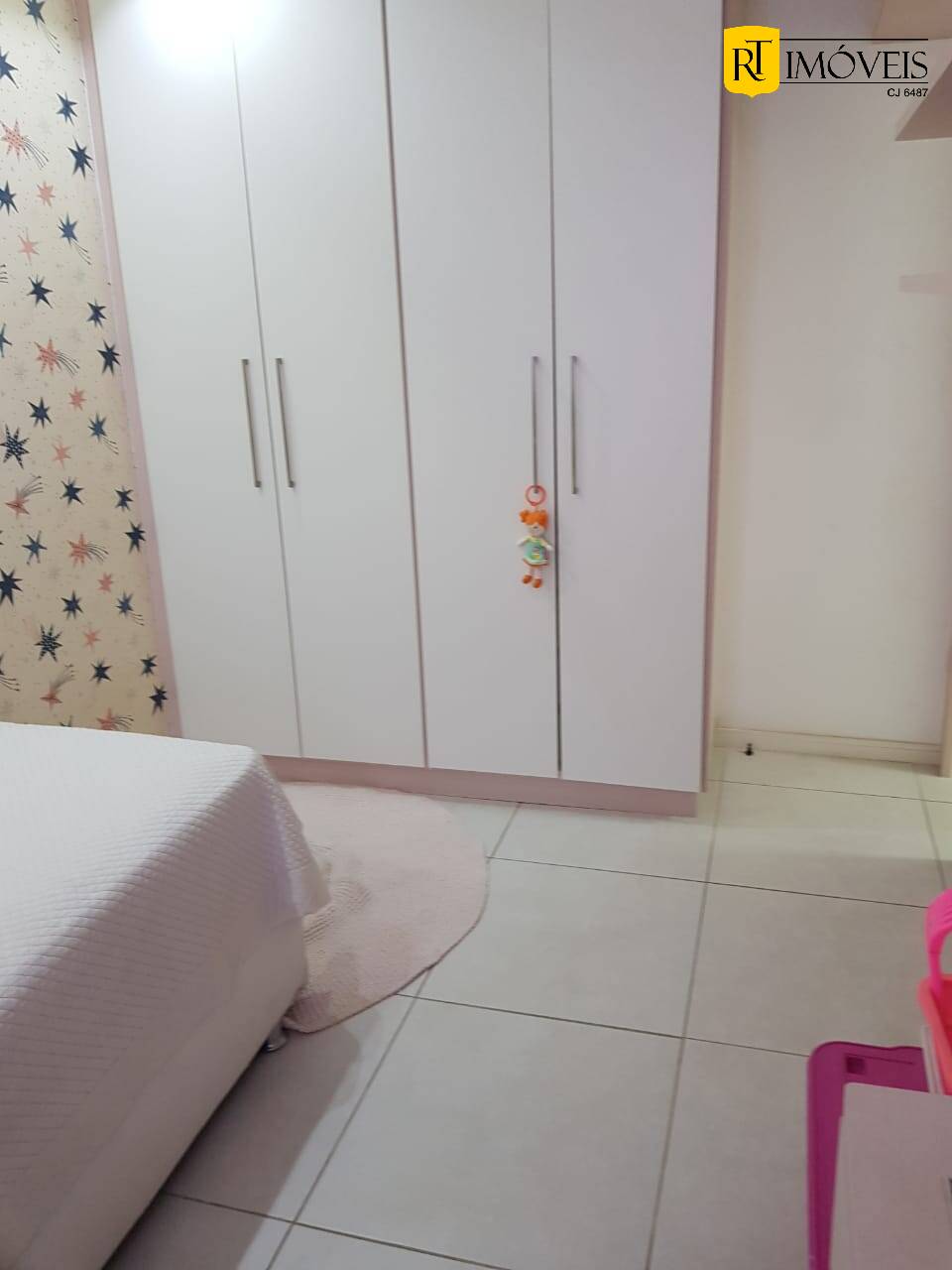 Apartamento para alugar com 3 quartos, 130m² - Foto 17