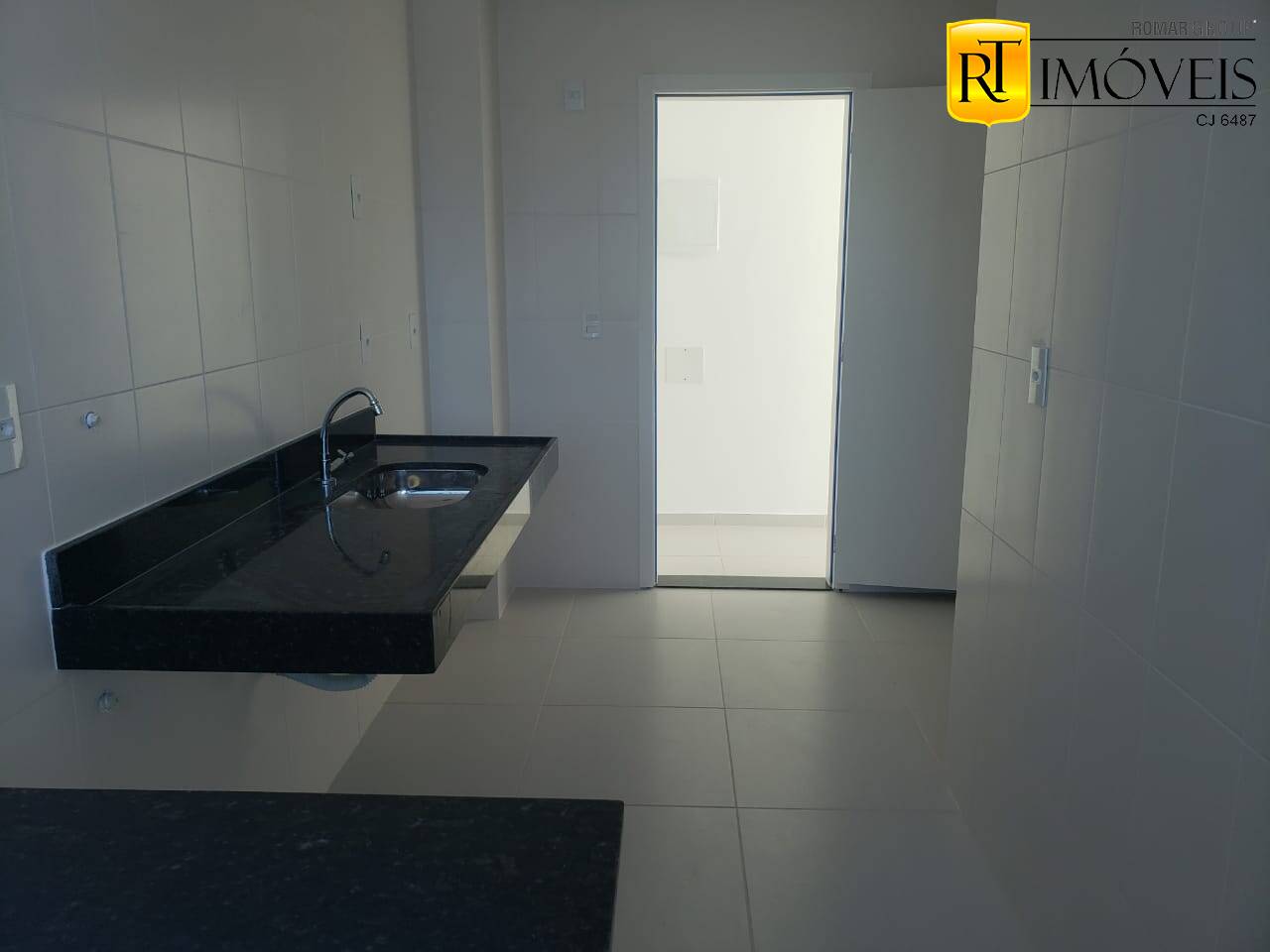 Apartamento à venda com 2 quartos, 69m² - Foto 9