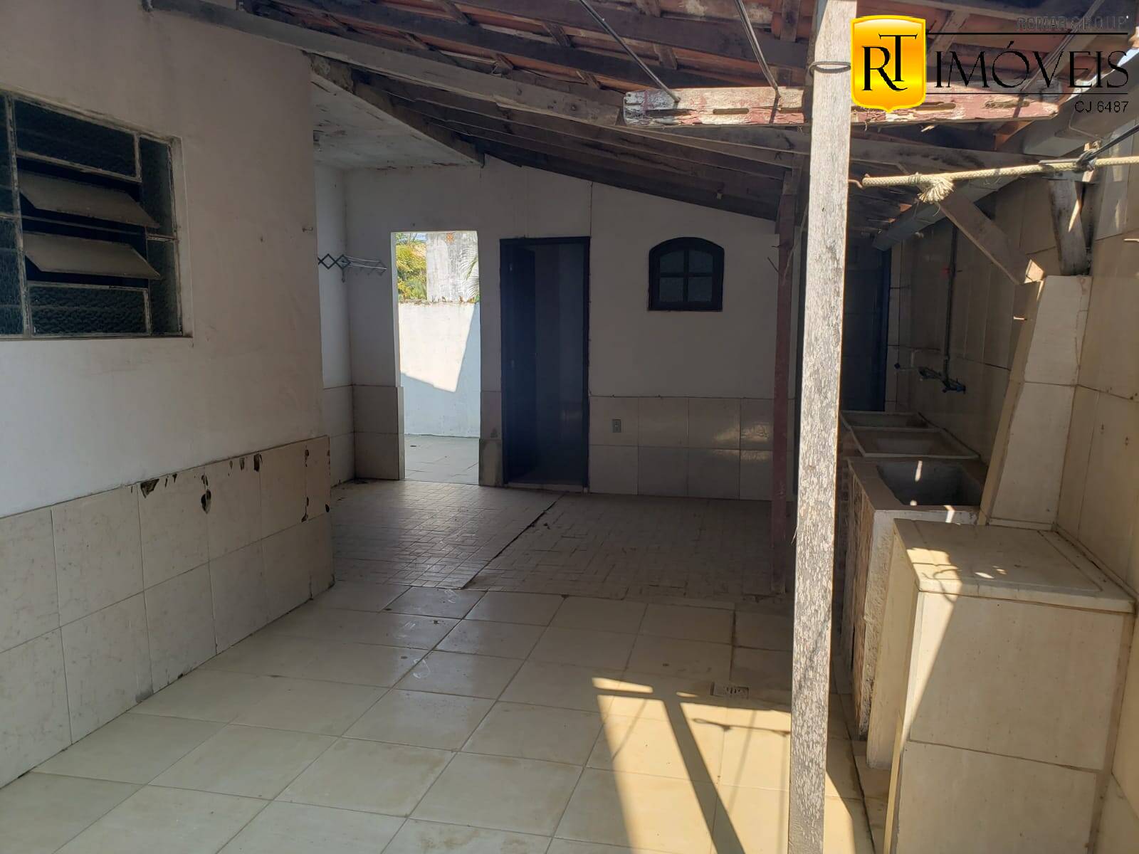 Casa à venda com 2 quartos, 80m² - Foto 22