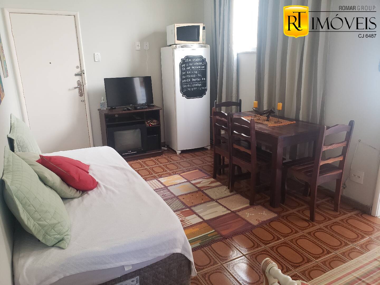 Apartamento à venda com 1 quarto, 50m² - Foto 2