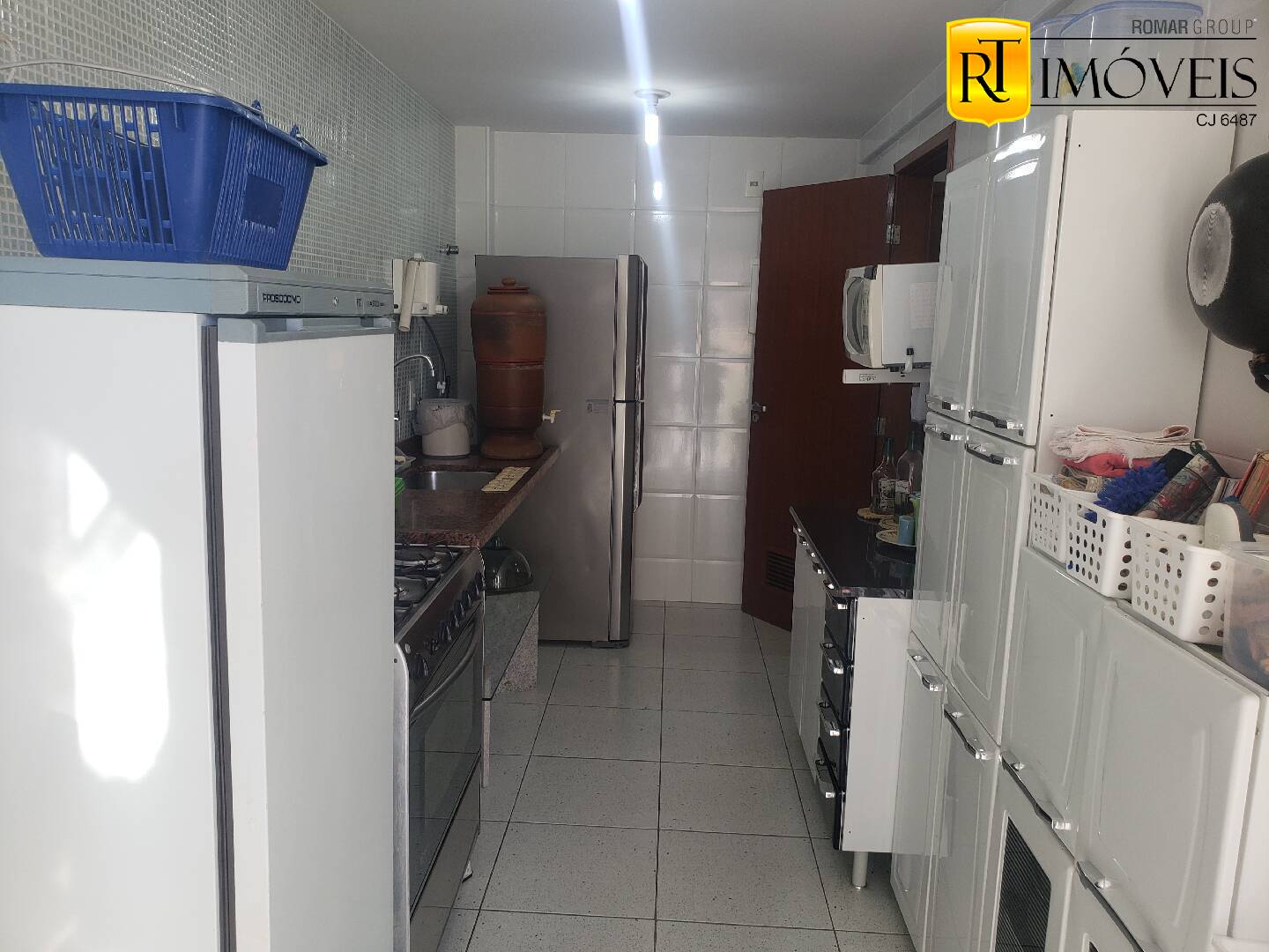 Apartamento à venda com 2 quartos, 70m² - Foto 11