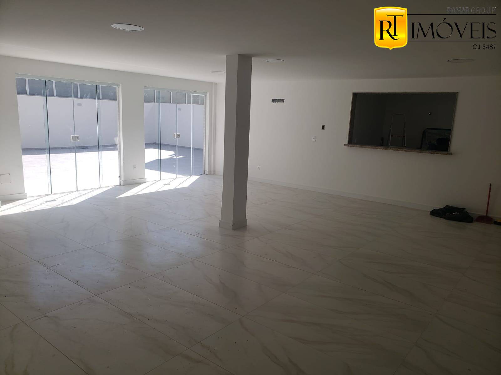 Apartamento à venda com 2 quartos, 74m² - Foto 20