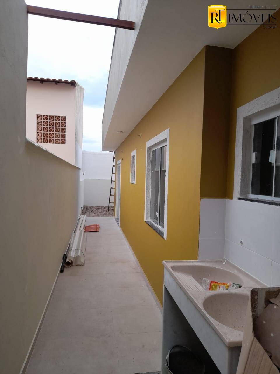 Casa à venda com 3 quartos, 180m² - Foto 8