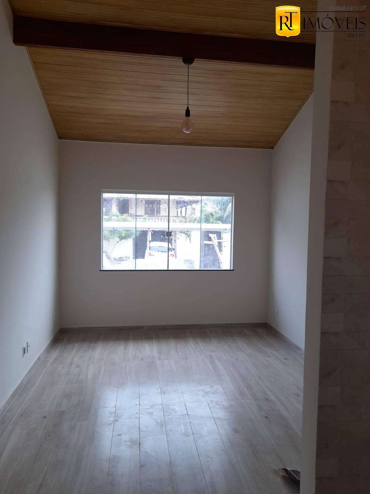 Casa à venda com 3 quartos, 180m² - Foto 3