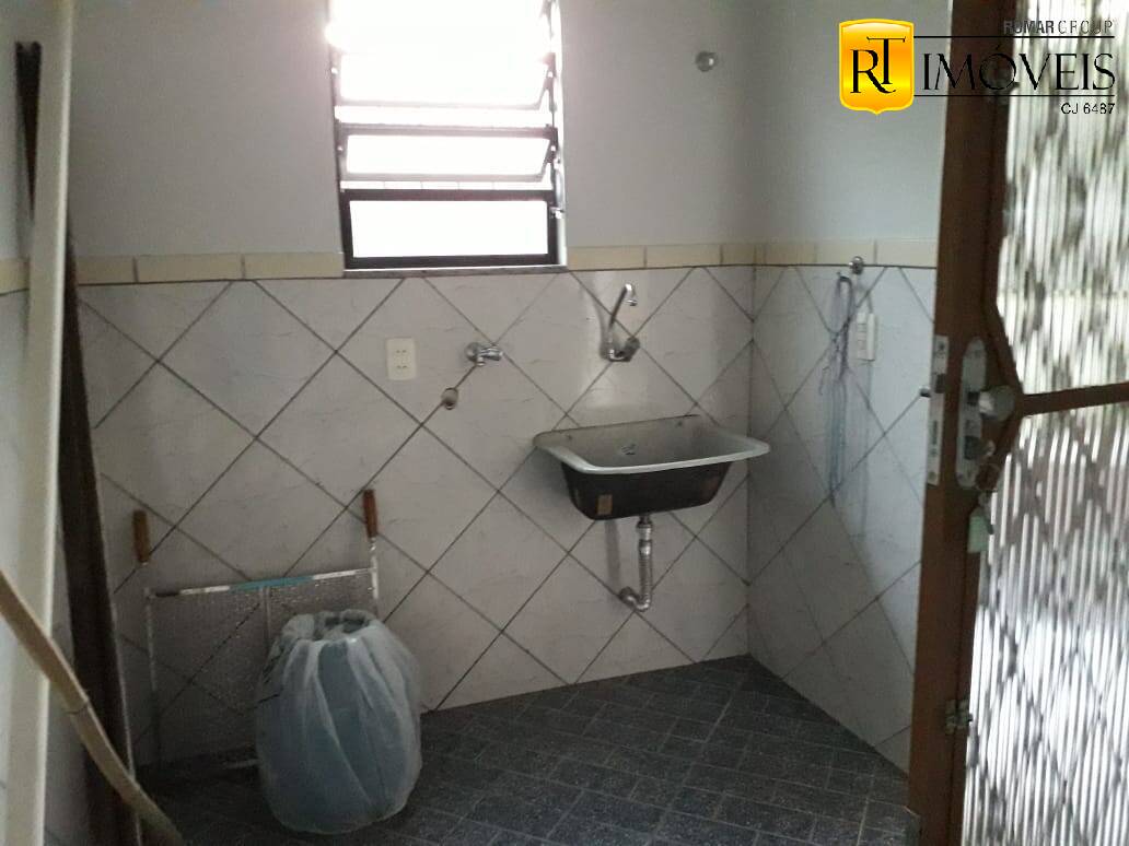 Casa à venda com 3 quartos, 135m² - Foto 14