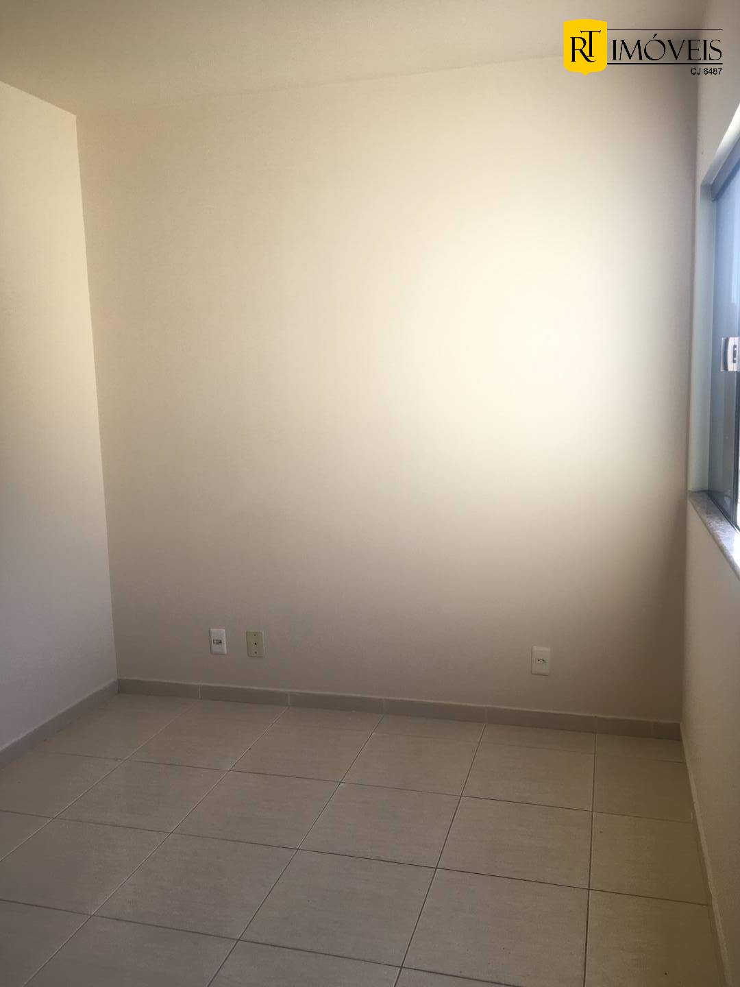 Apartamento à venda com 2 quartos, 550m² - Foto 3