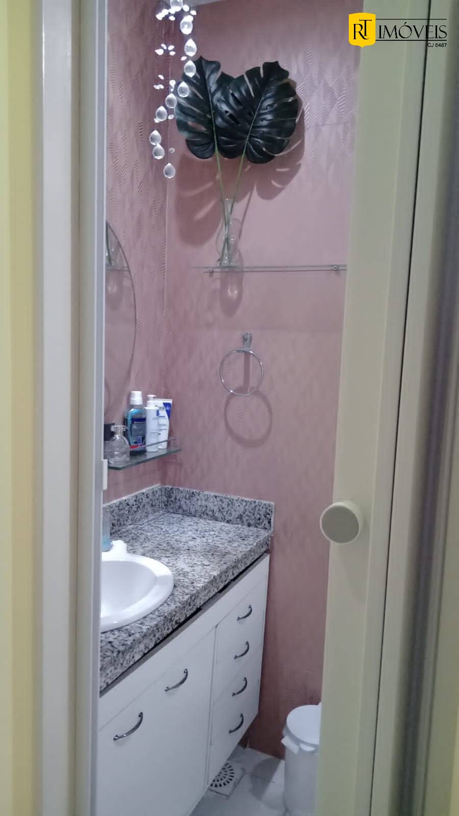 Apartamento à venda com 3 quartos, 184m² - Foto 11