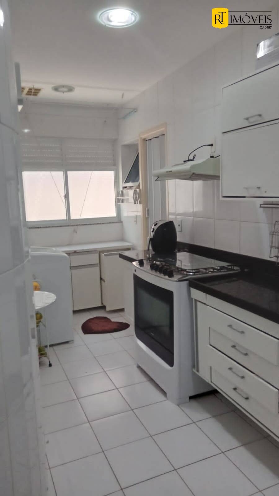 Apartamento à venda com 3 quartos, 184m² - Foto 19