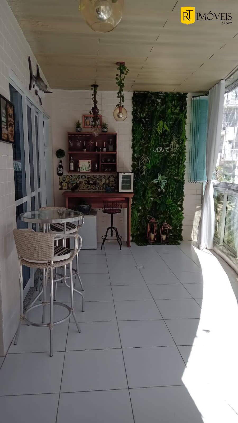 Apartamento à venda com 3 quartos, 184m² - Foto 4