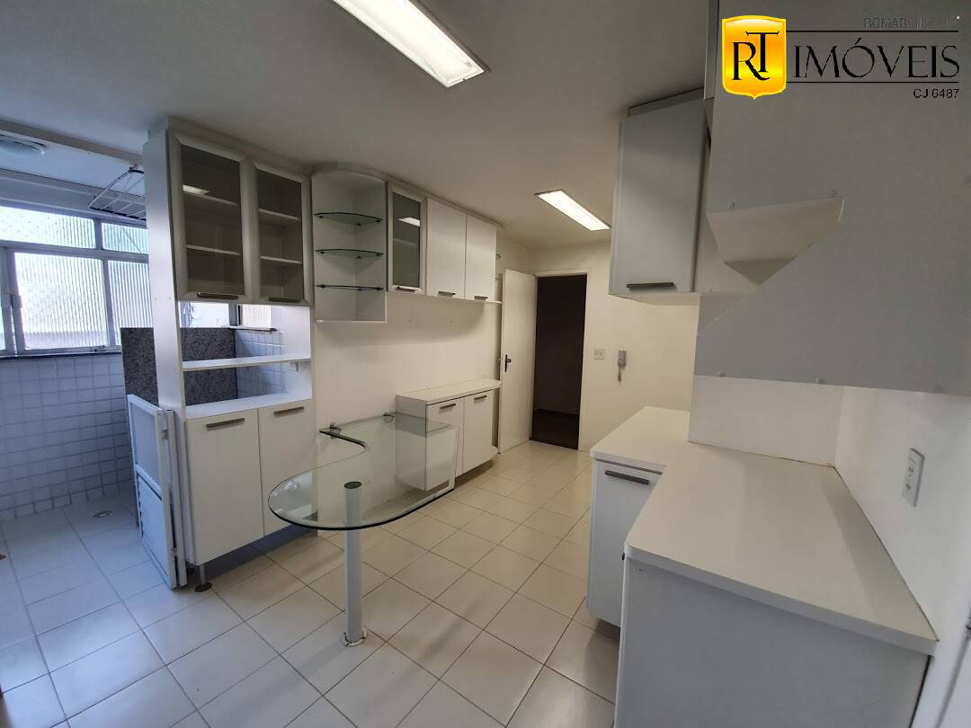 Apartamento à venda com 3 quartos, 160m² - Foto 4