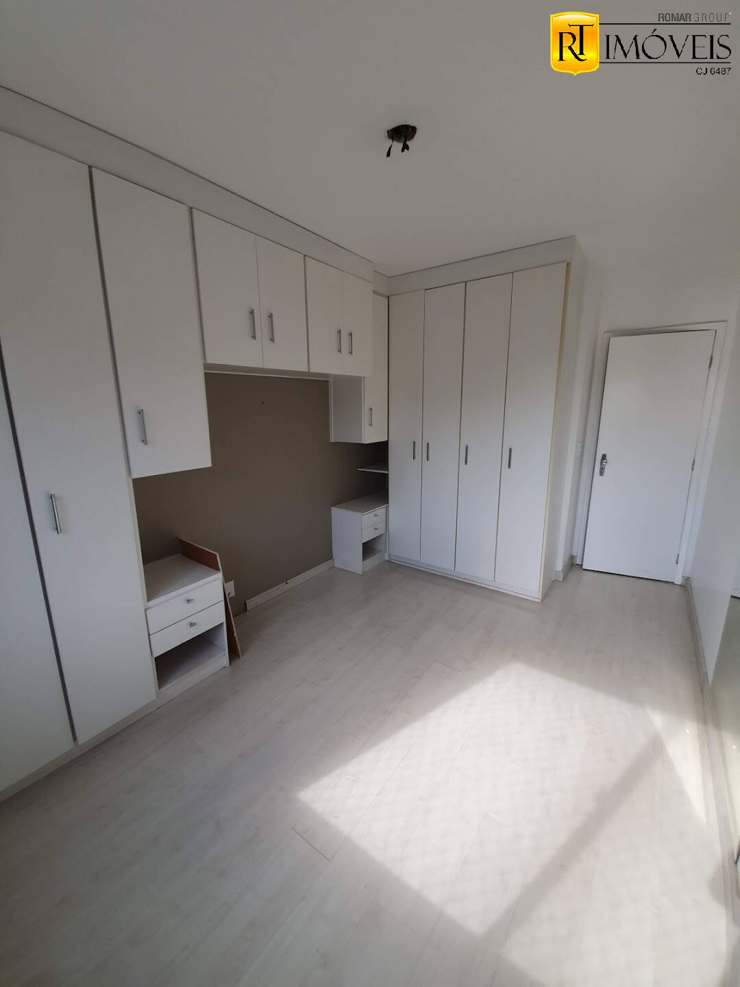 Apartamento à venda com 3 quartos, 160m² - Foto 13