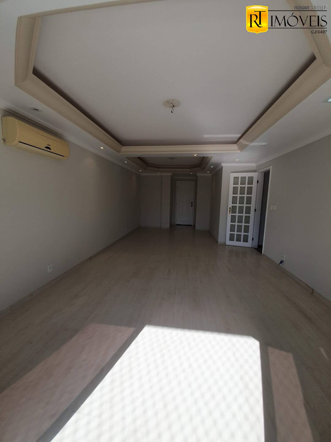 Apartamento à venda com 3 quartos, 160m² - Foto 3