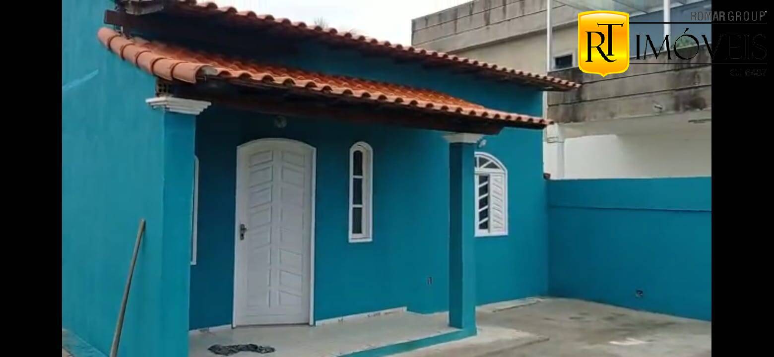 Casa à venda com 2 quartos, 70m² - Foto 2