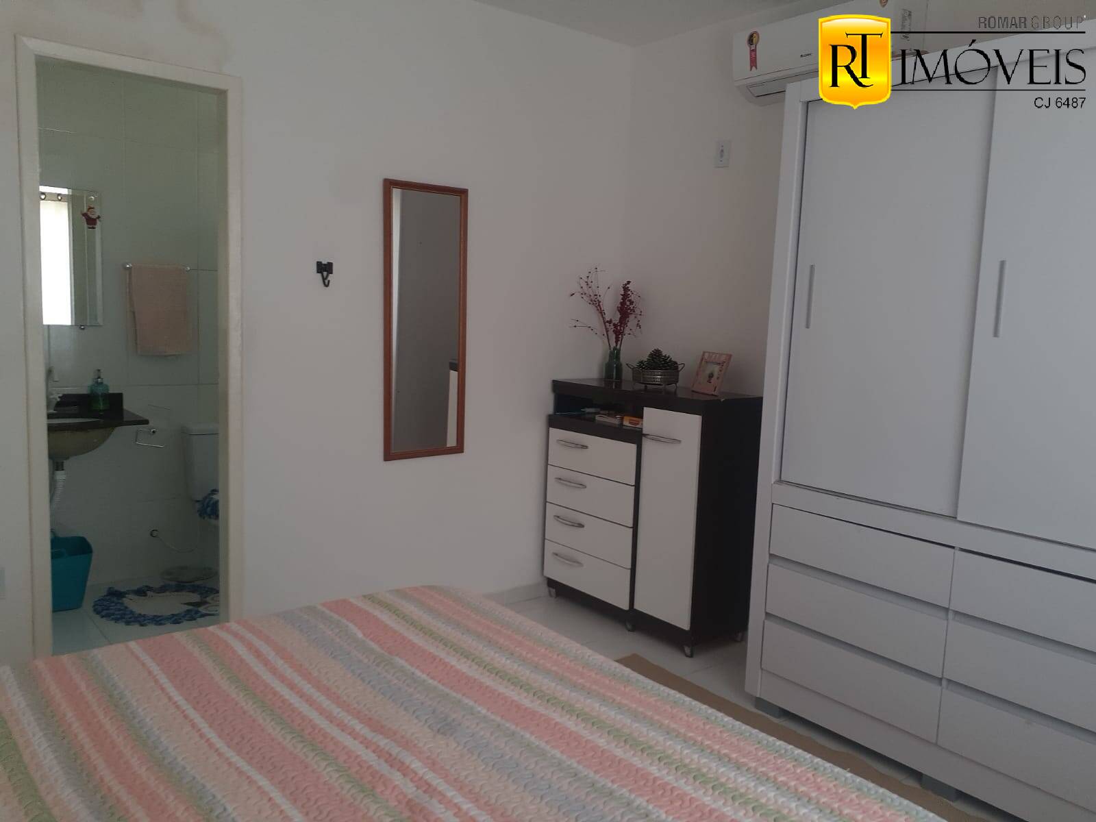 Casa à venda com 2 quartos, 72m² - Foto 10