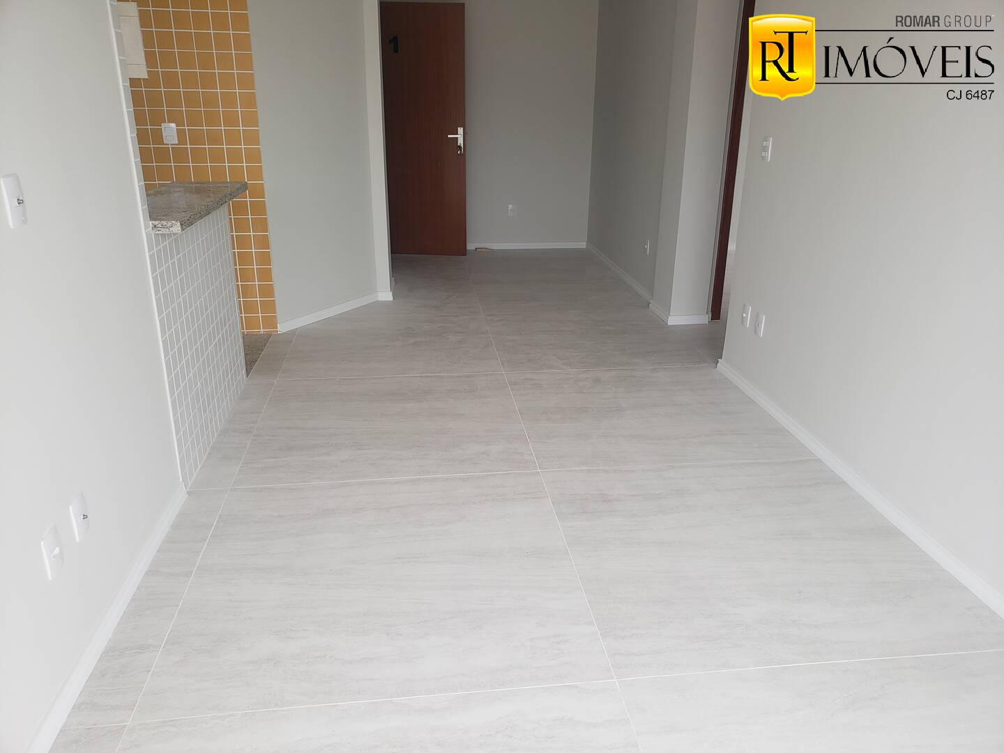 Apartamento à venda com 1 quarto, 55m² - Foto 9