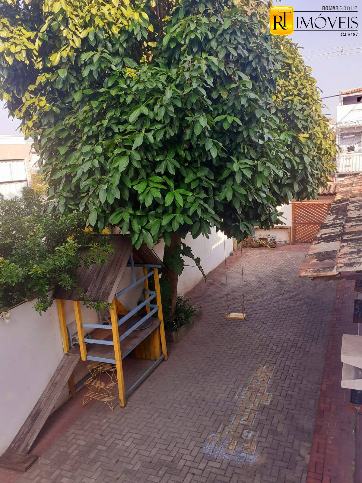 Casa à venda com 3 quartos, 300m² - Foto 49