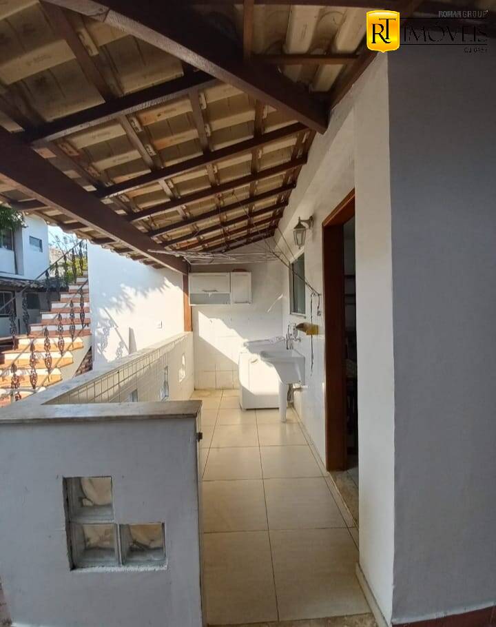 Casa à venda com 3 quartos, 300m² - Foto 51