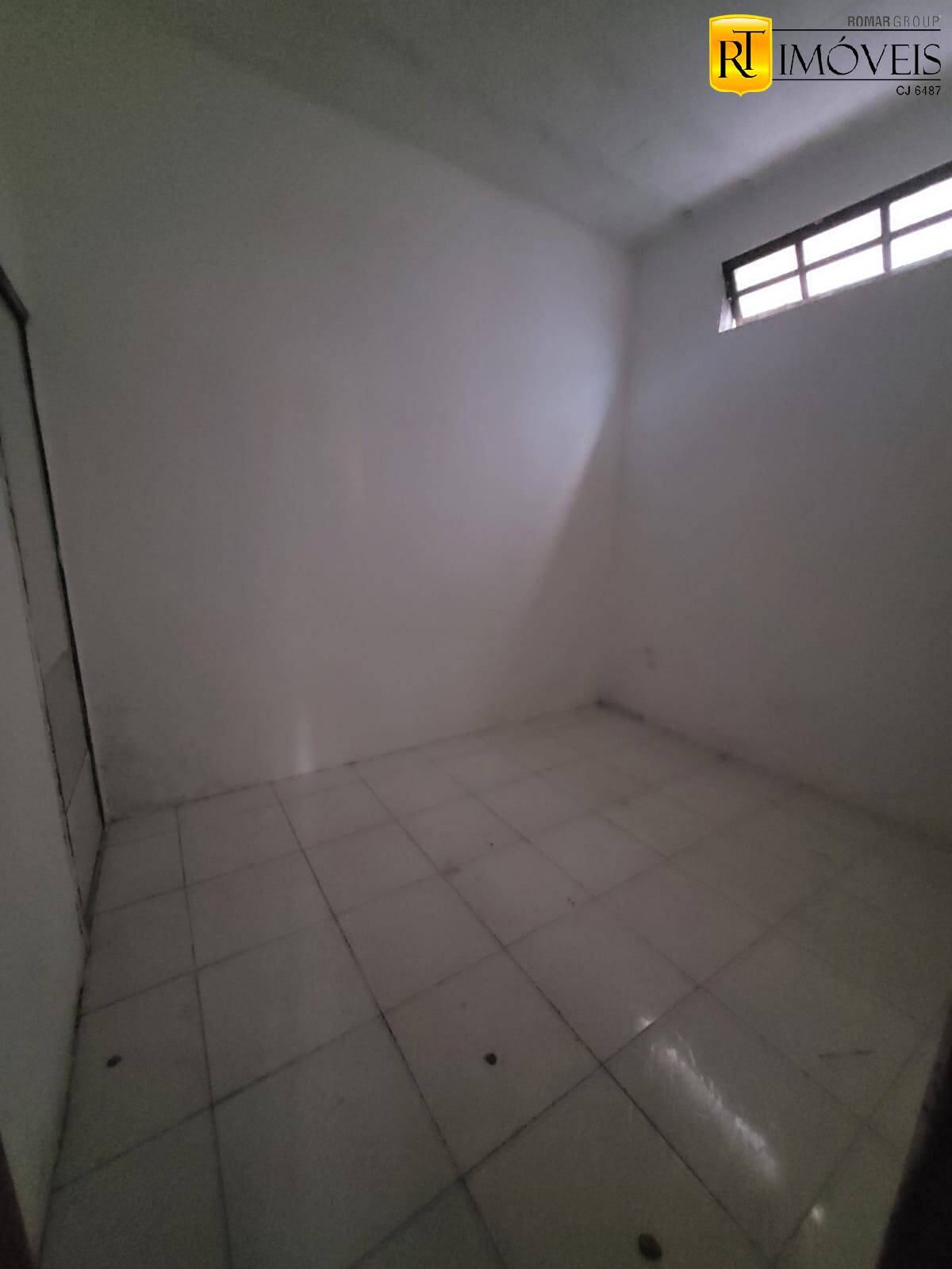 Casa à venda com 2 quartos, 80m² - Foto 11