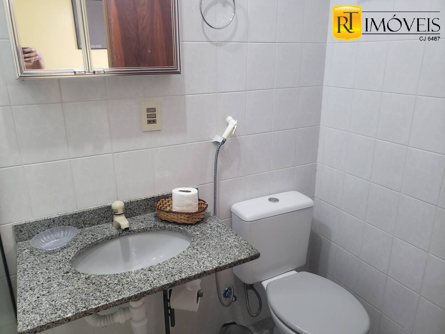 Apartamento à venda com 3 quartos, 180m² - Foto 12