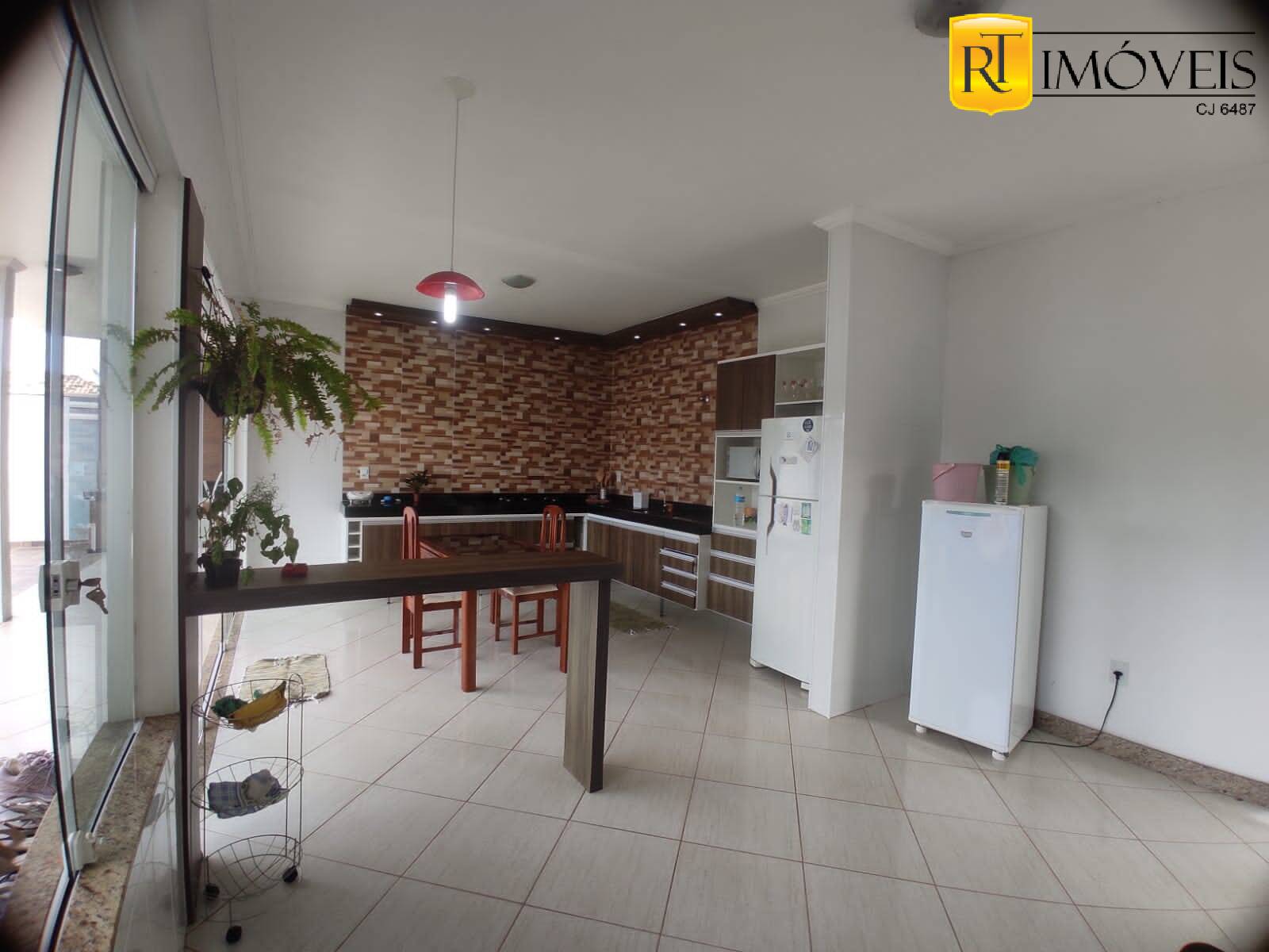 Casa à venda com 2 quartos, 160m² - Foto 18