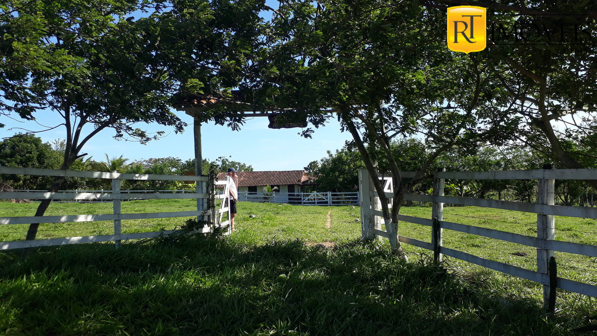 Fazenda à venda com 2 quartos, 7800m² - Foto 1