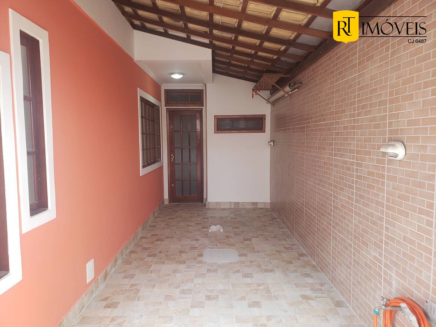 Casa à venda com 3 quartos, 110m² - Foto 9