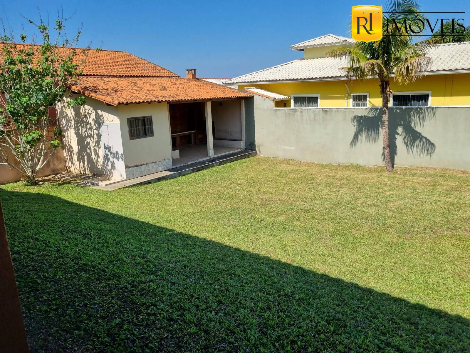 Casa à venda com 2 quartos, 70m² - Foto 42