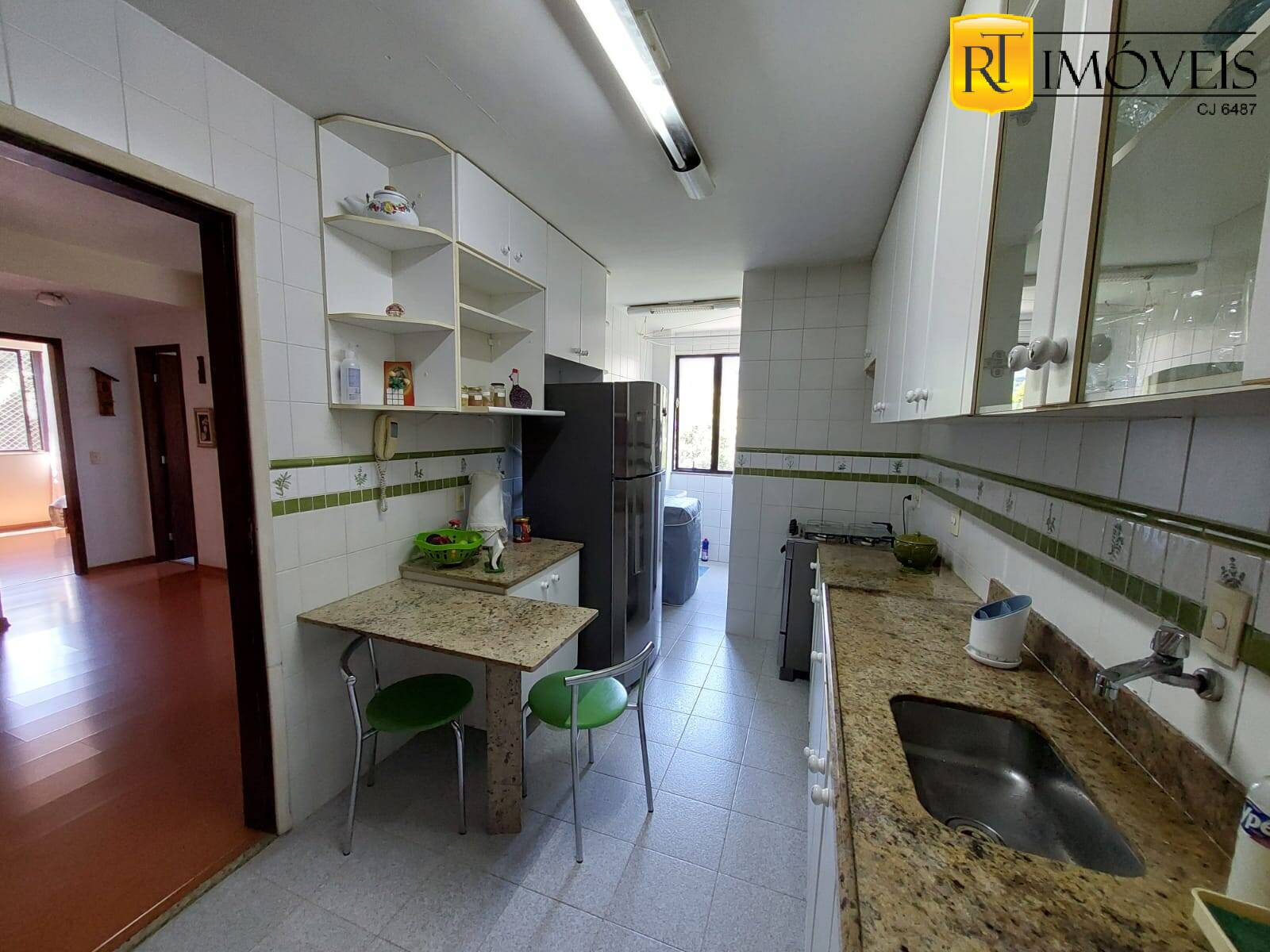 Apartamento à venda com 2 quartos, 90m² - Foto 13