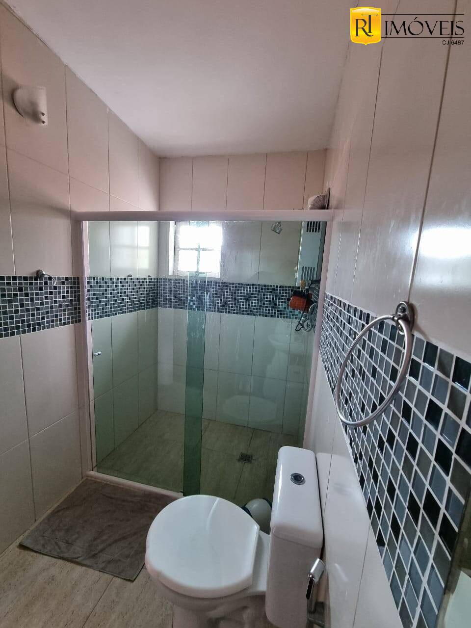 Casa à venda com 6 quartos, 430m² - Foto 17