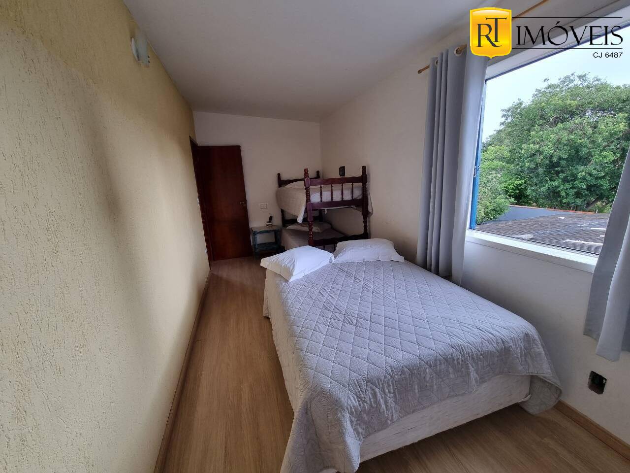 Casa à venda com 6 quartos, 430m² - Foto 13