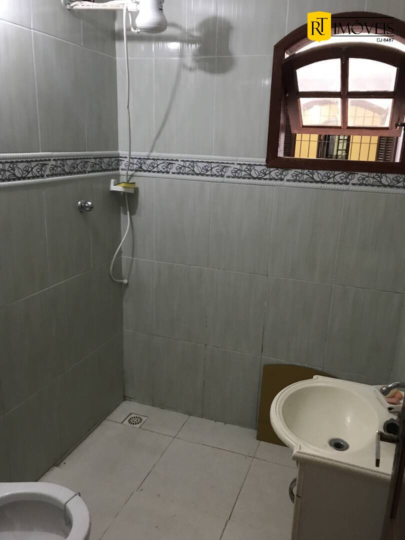 Casa à venda com 4 quartos, 250m² - Foto 5