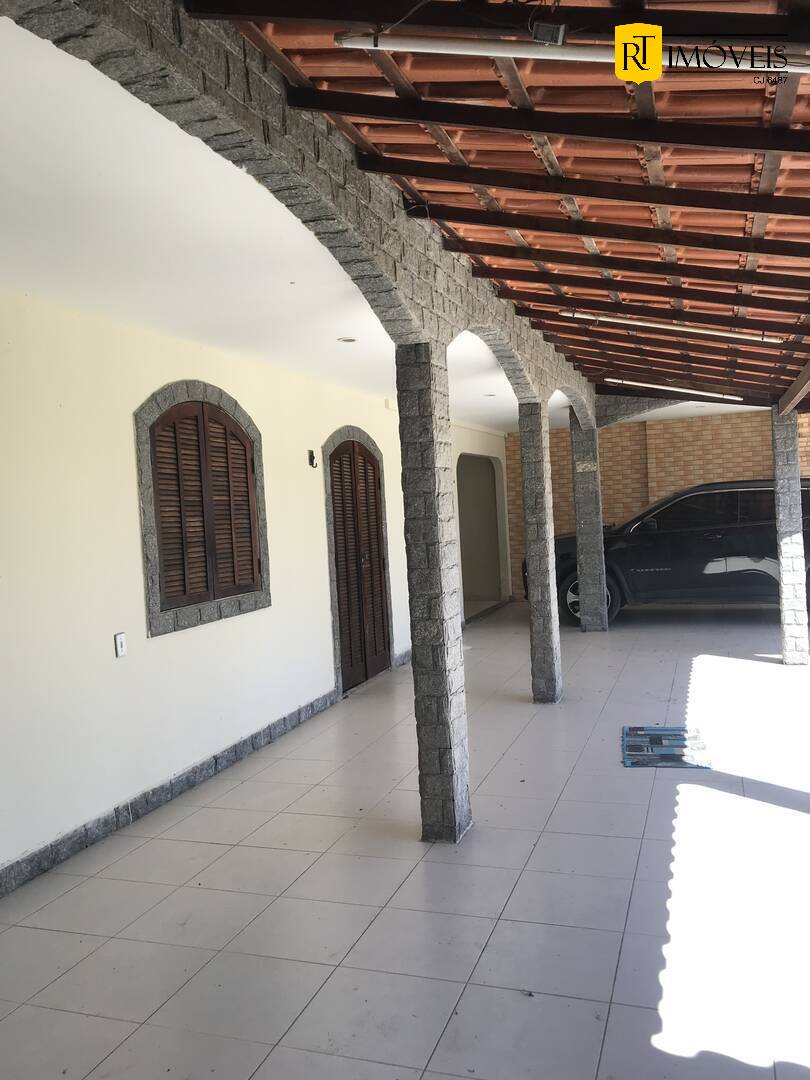 Casa à venda com 4 quartos, 250m² - Foto 13