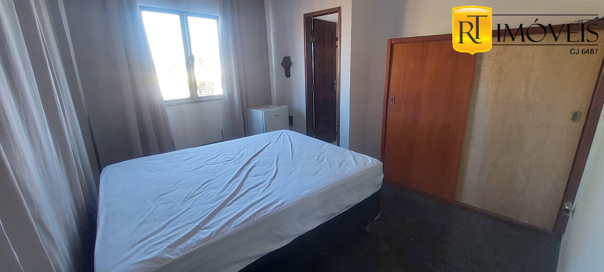 Casa à venda com 4 quartos, 240m² - Foto 23