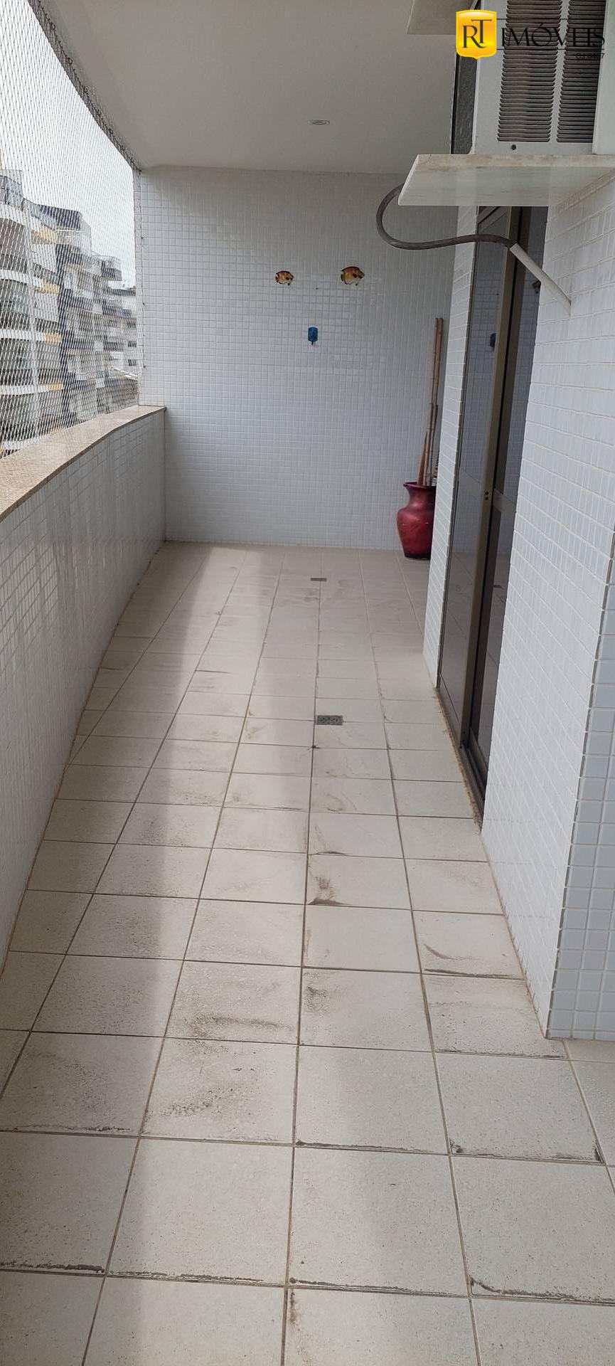 Apartamento à venda com 3 quartos, 128m² - Foto 2