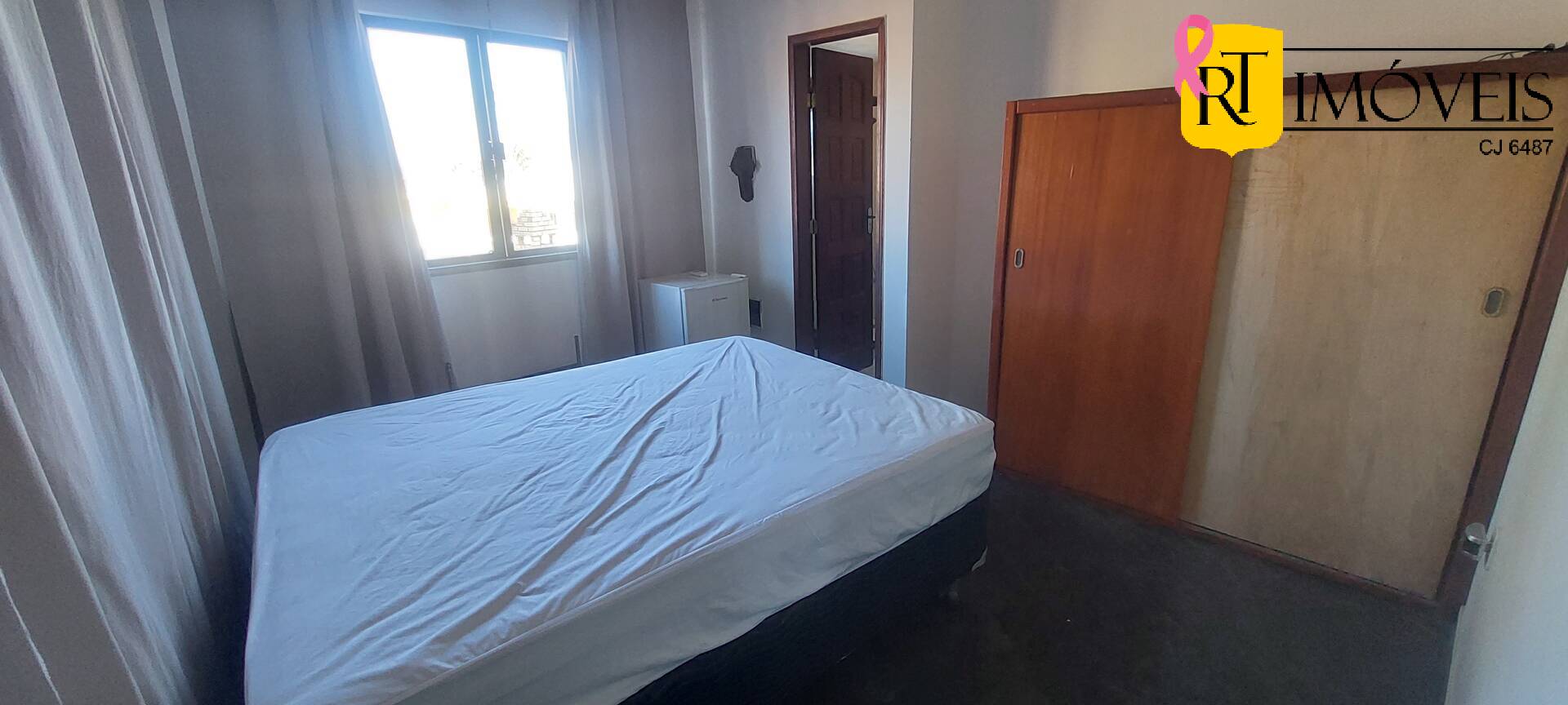 Casa à venda com 4 quartos, 240m² - Foto 27