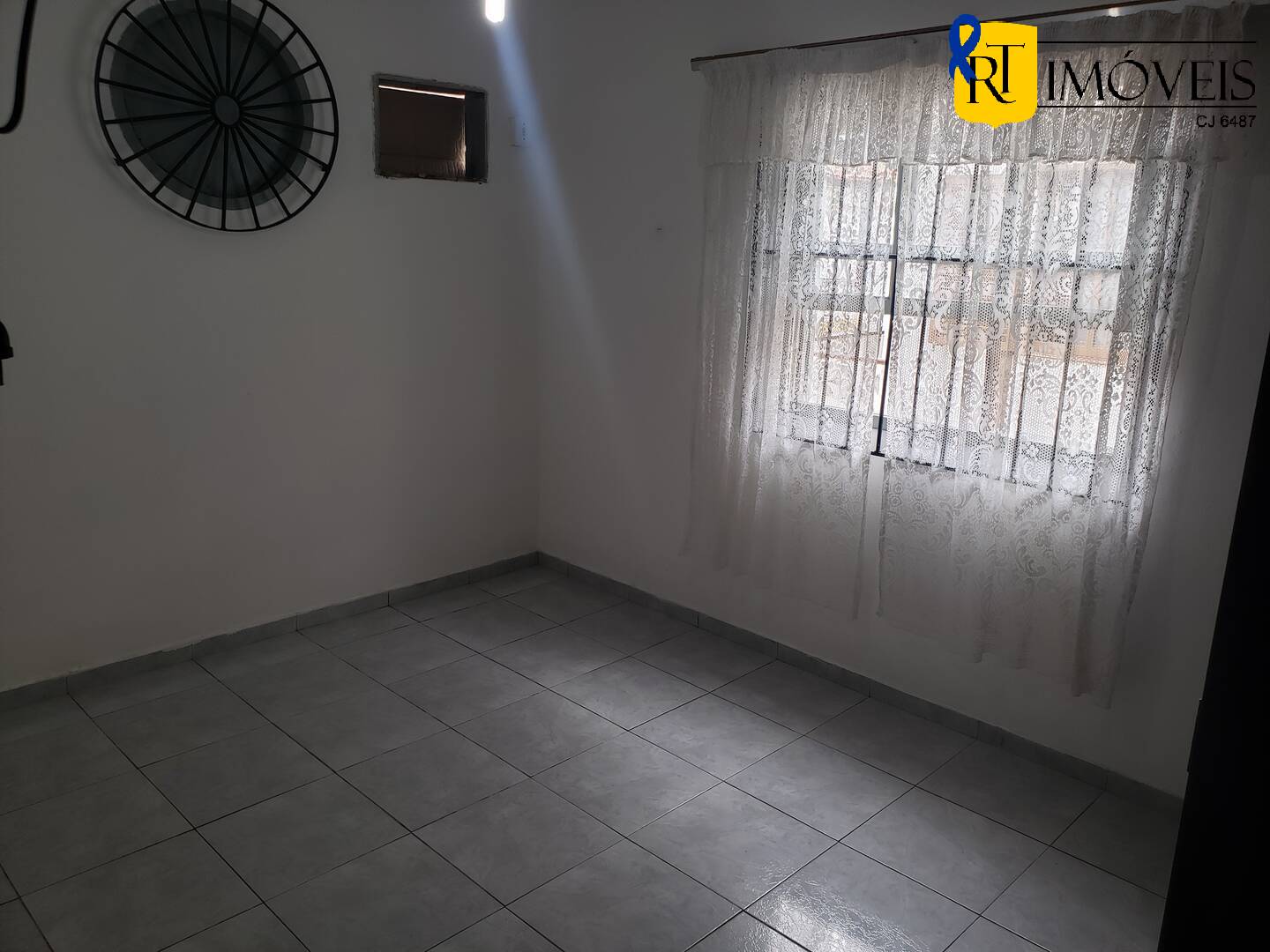 Casa de Condomínio à venda com 2 quartos, 81m² - Foto 17