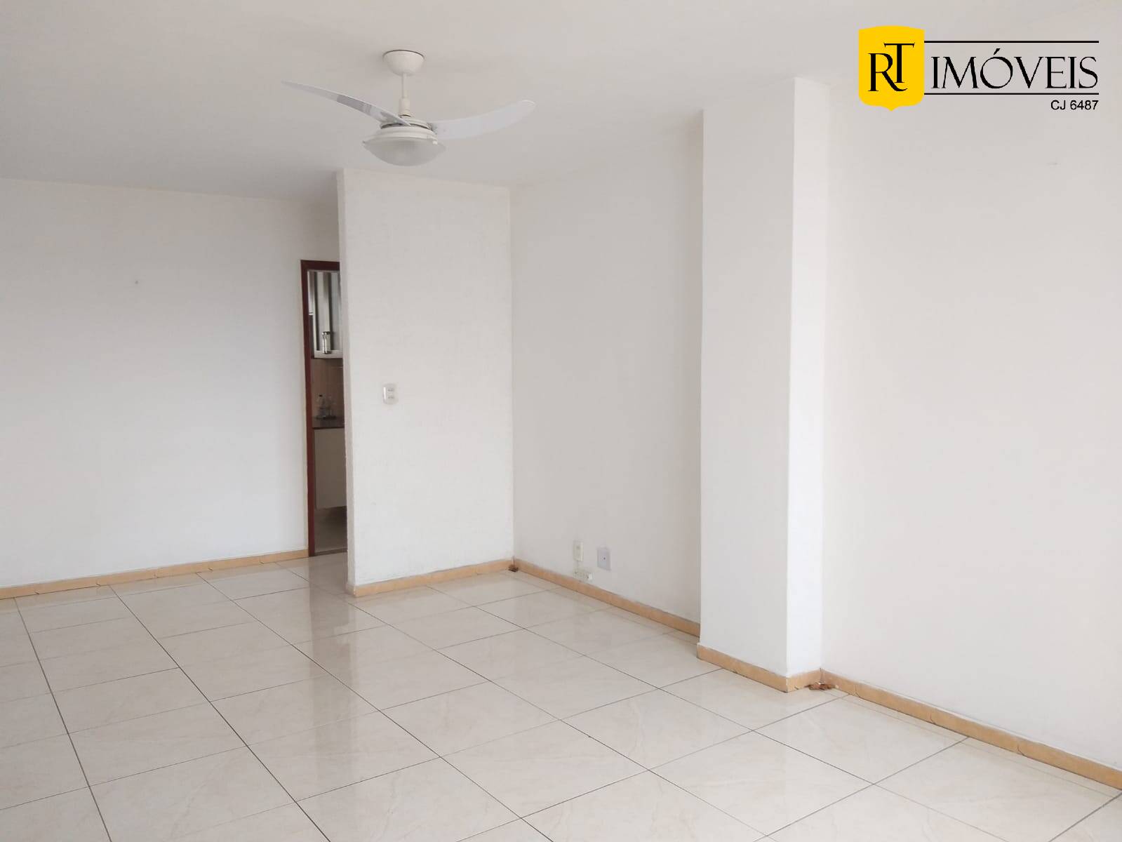 Cobertura à venda com 2 quartos, 88m² - Foto 4