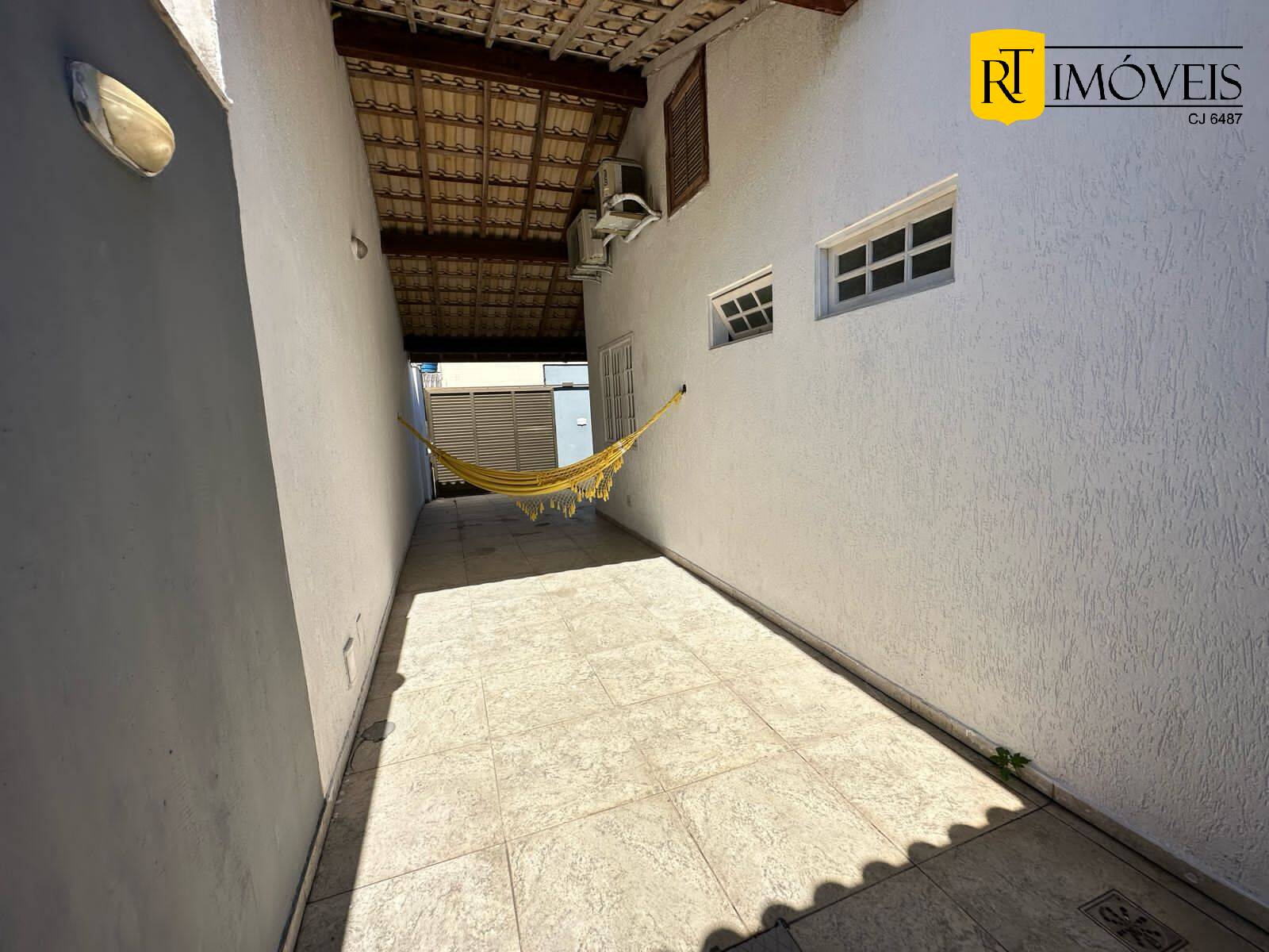 Casa à venda com 3 quartos, 135m² - Foto 3