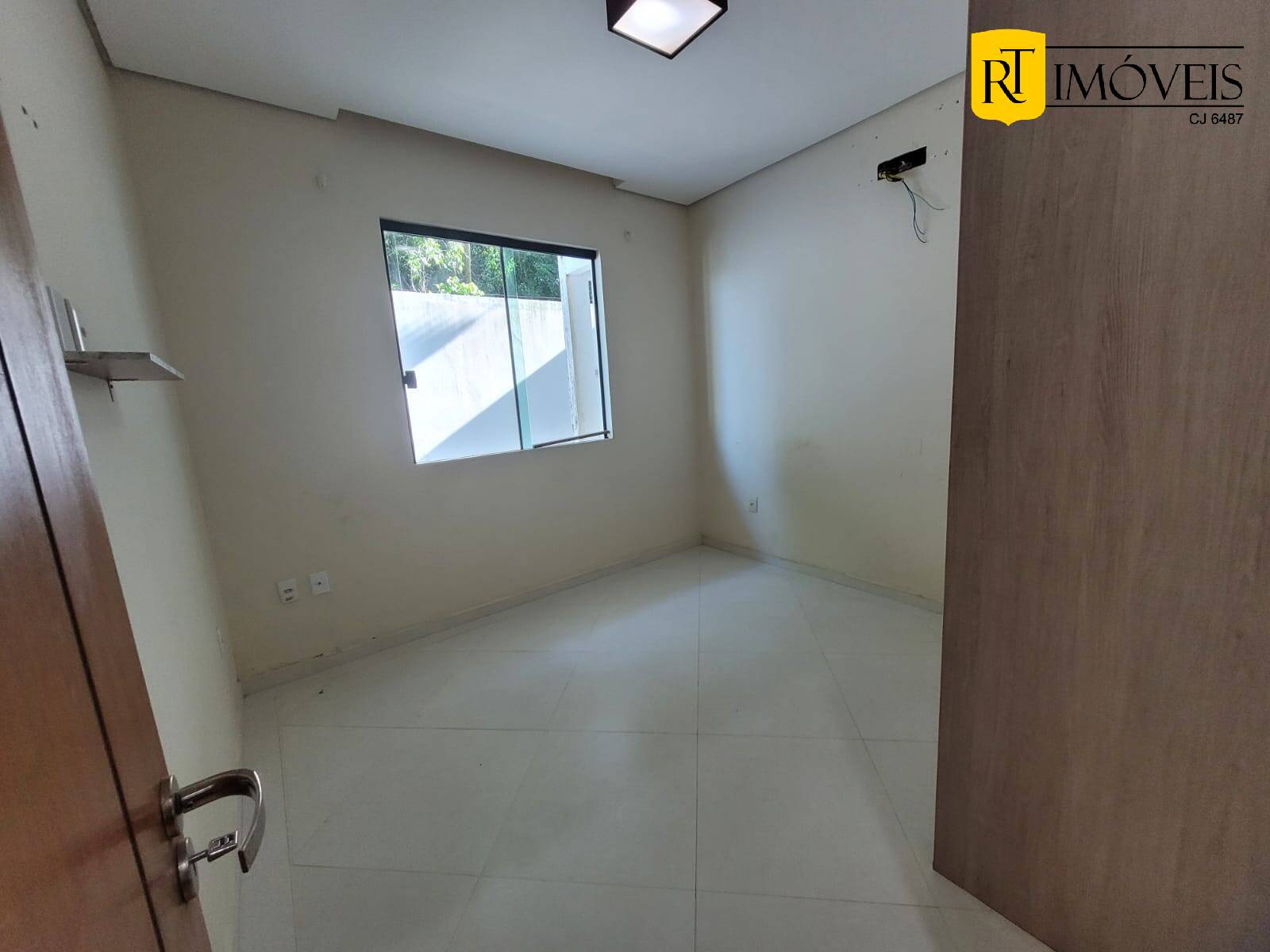 Casa à venda com 4 quartos, 450m² - Foto 14