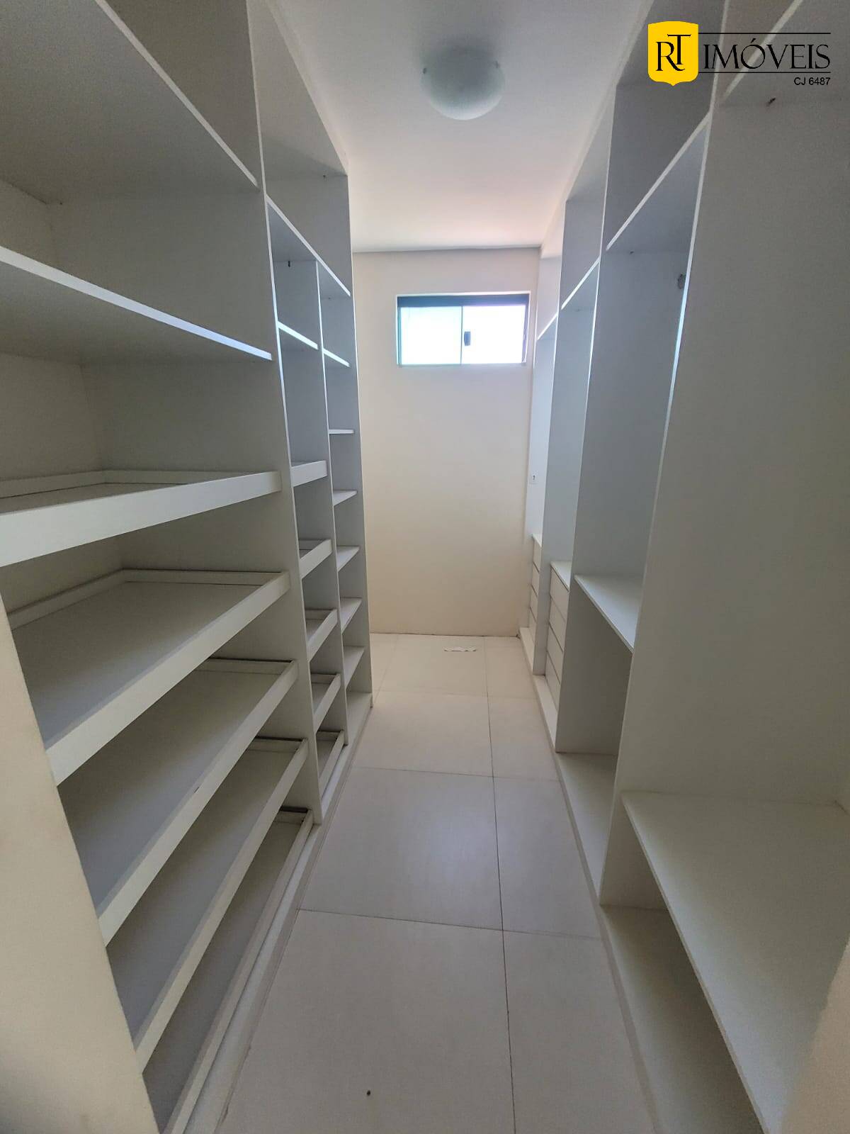 Casa à venda com 4 quartos, 450m² - Foto 11